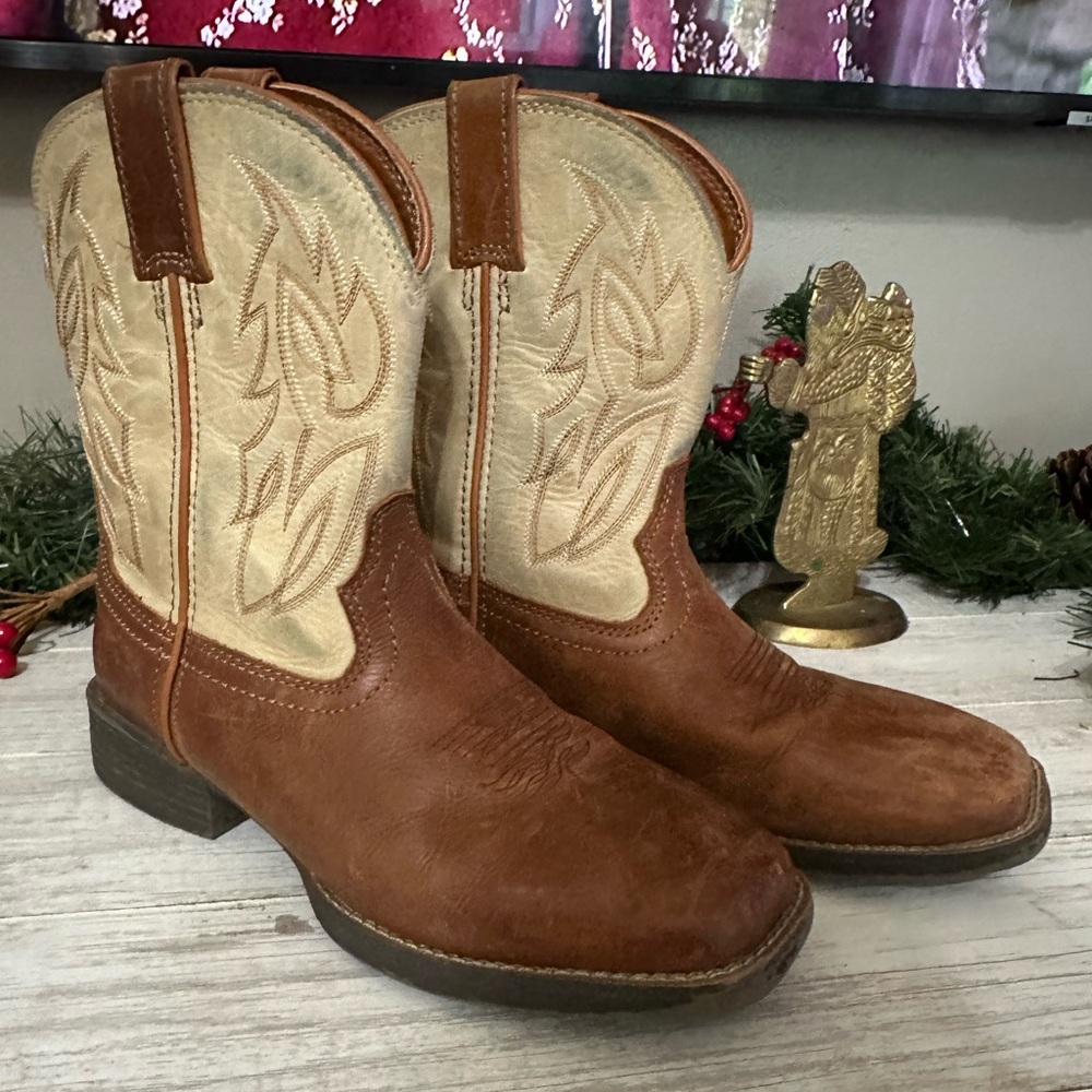 Justin Boots Brown and Cream Western Boots